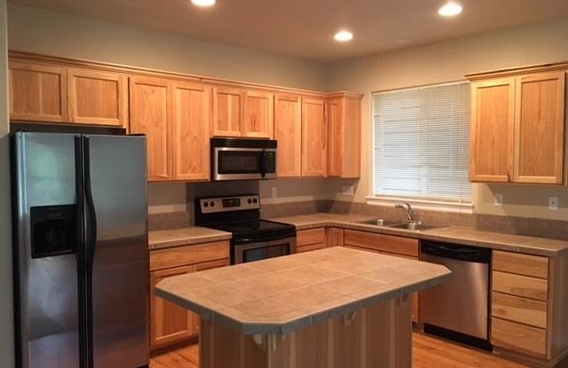 17963 SW Brisk Lane ~ Lovely 2-story Home Gallery 3