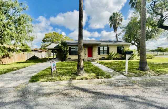 1400 Vine Ave photos photos