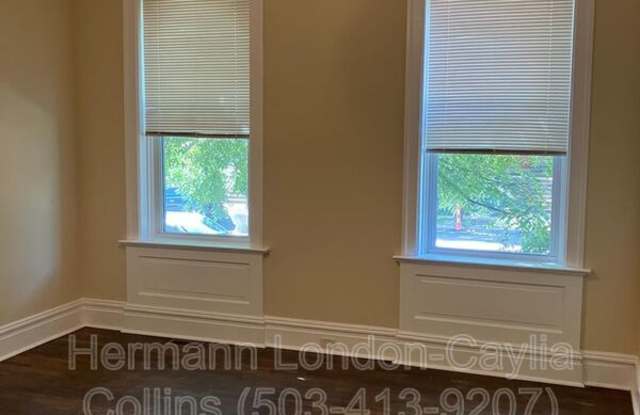 4500 South Grand Boulevard Gallery 3