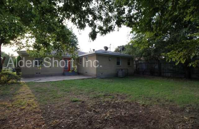 2309 Mc Cutcheon Lane Gallery 2