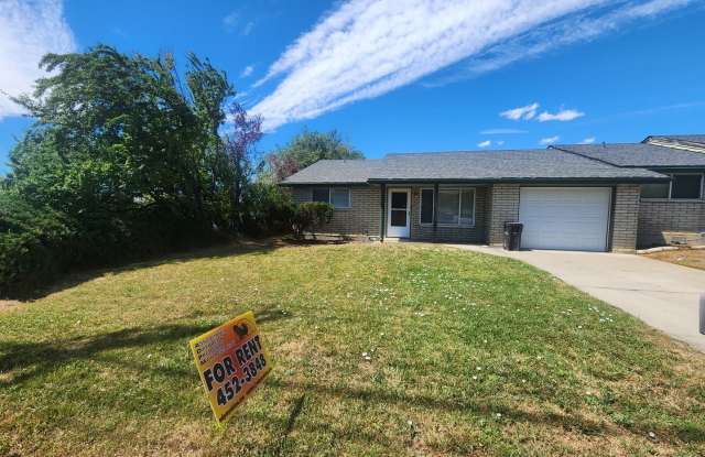 48th Ave 3br 2ba w/garage photos photos