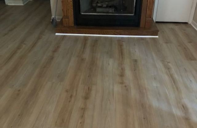 3-Bedroom Single Family Home in Prairie Village Gallery 2
