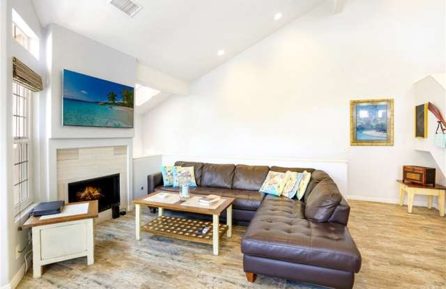245 Shorebreaker Drive Gallery 4