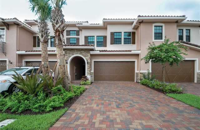 106 SW 127th Terrace photos photos