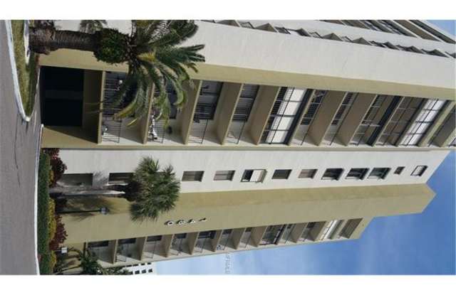1480 GULF BOULEVARD Gallery 2