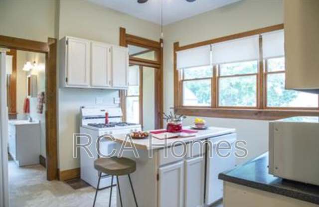 2317 Prospect St photos photos