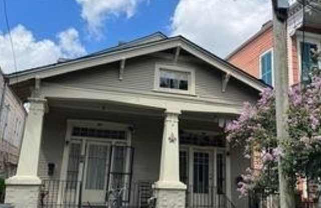 1438 SAINT MARY Street photos photos