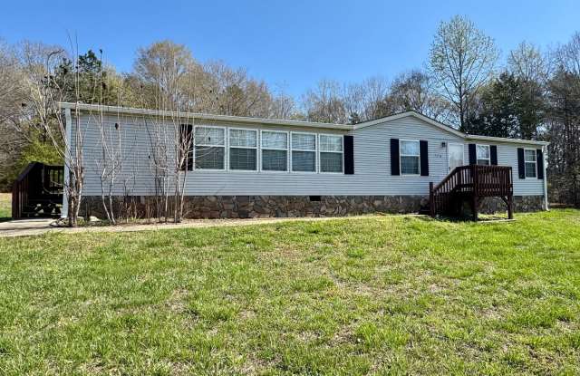 AVAILABLE TO SHOW! photos photos AVAILABLE TO SHOW! photos photos