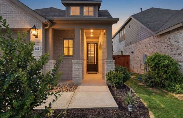 1648 Gruene Pass Gallery 2