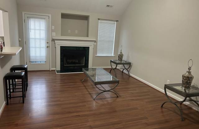 Room in 3 Bedroom Home at Bells Knox Rd Gallery 4