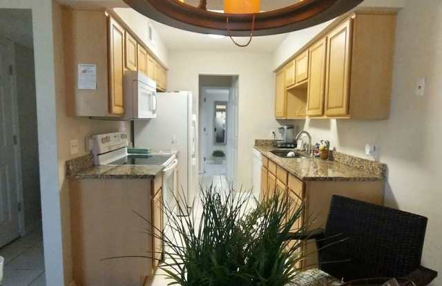 Beautiful ground-floor 2-bedroom, 2-bathroom condo in St. Augustine Beach Gallery 4