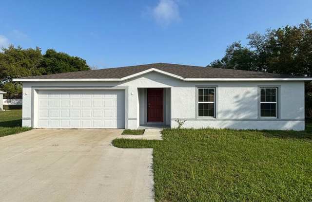 Huge 4 bedroom 2 bath Home Now Available!! photos photos