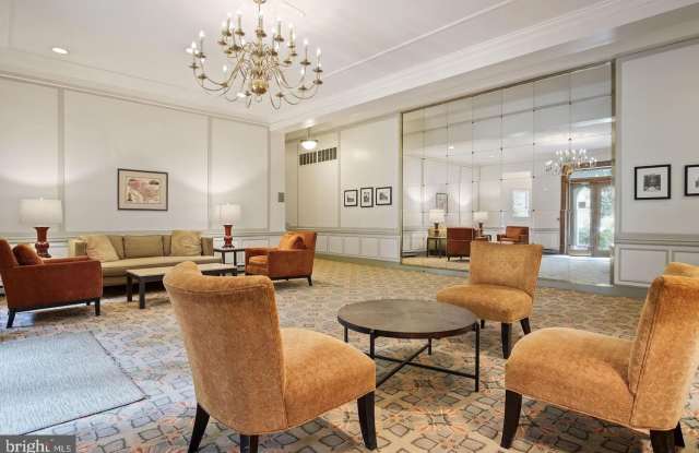 3051 IDAHO Avenue NW Gallery 3