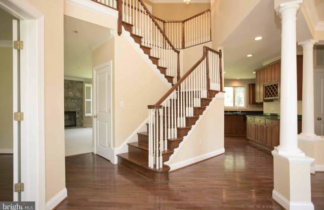 15216 EDEN ROCK COURT Gallery 3