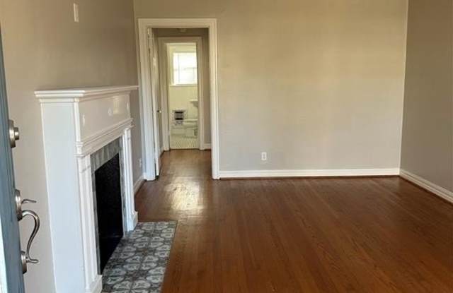 6002 Kenwood Avenue Gallery 3