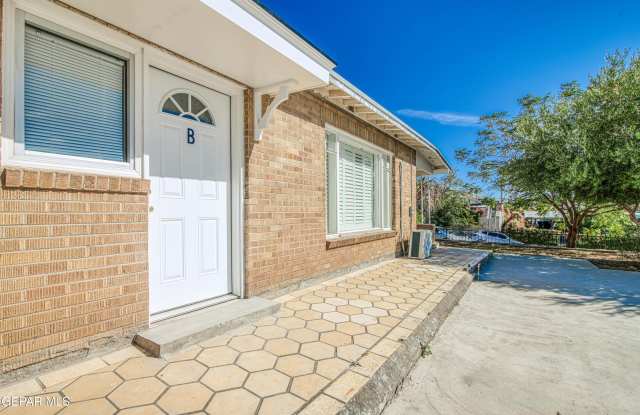 1611 N KANSAS Street unit: B photos photos