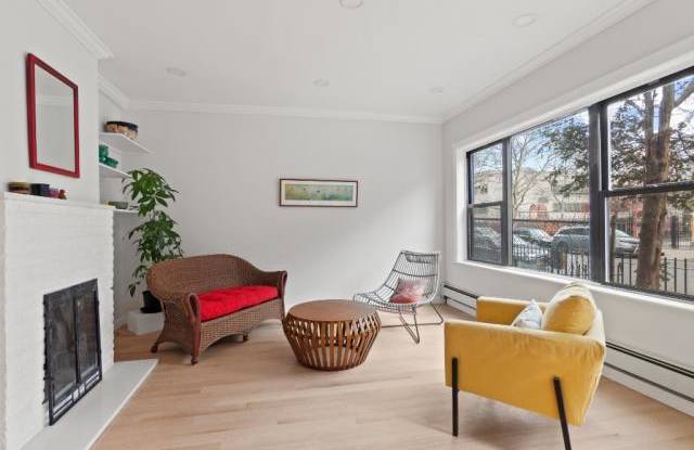 136 Adelphi Street Gallery 4
