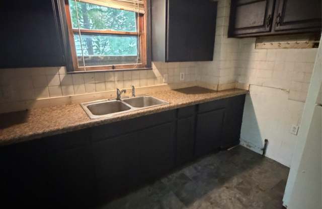 111 North Brockway Avenue - home Gallery 2