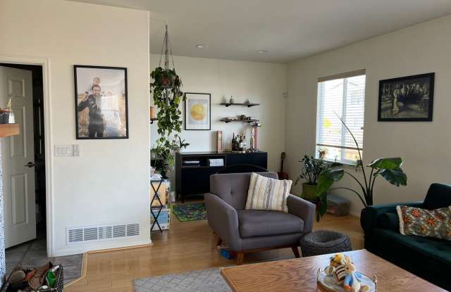 844 Saddlebrook Lane Gallery 3