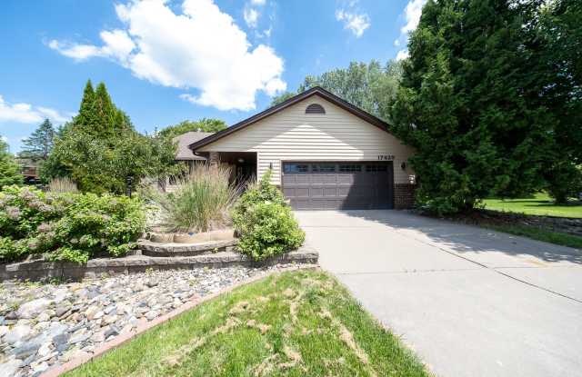 17420 Barrington Ct. photos photos