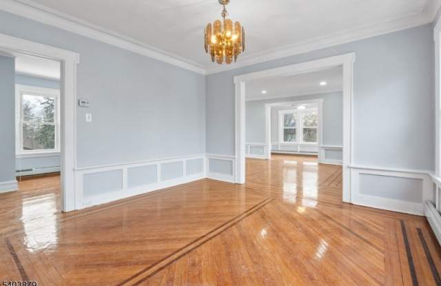 337-341 Seymour Ave photos photos