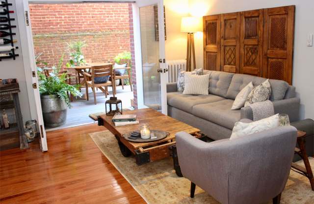 2009 Belmont Road Northwest, 101 Gallery 3