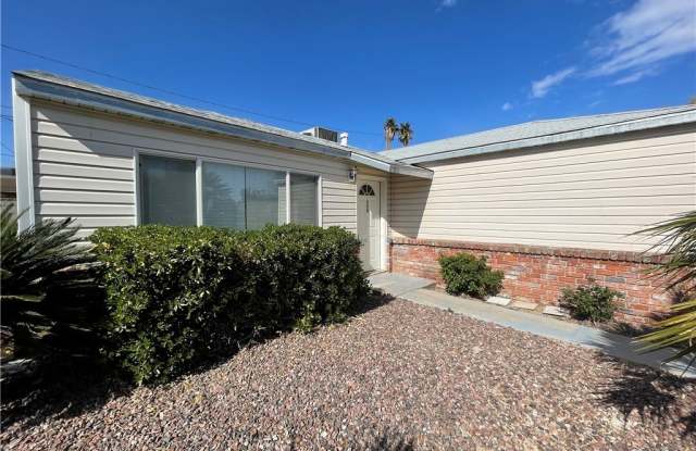 590 National Street - 590 National Street, Henderson, NV 89015
