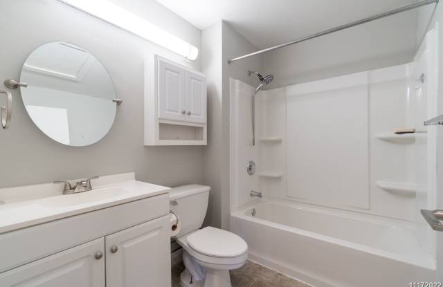 Upgraded 2BR 2BA with 2 ASSIGNED PARKING  AC in WAIKELE!!! - 94-530 Lumiauau Street, Waikele, HI 96797