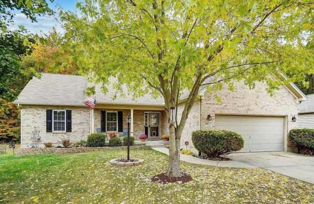 1556 Deerwoods Drive photos photos