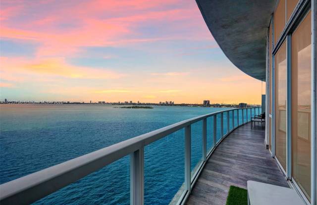 665 Northeast 25th Street photos photos