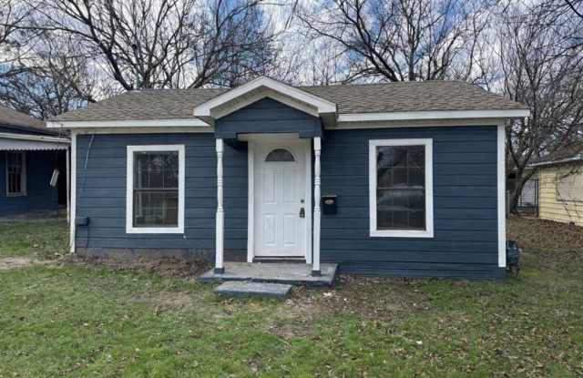 1202 E Tarrant Street photos photos 1202 E Tarrant Street photos photos