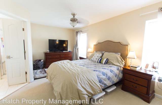 5084 English Terrace #104 Gallery 2
