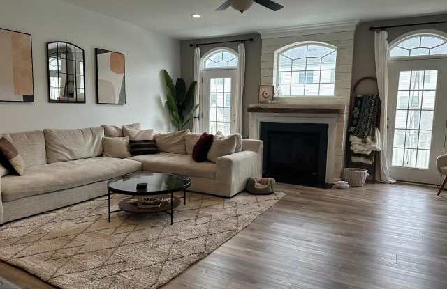 42427 ROCKSLIDE Terrace Gallery 2