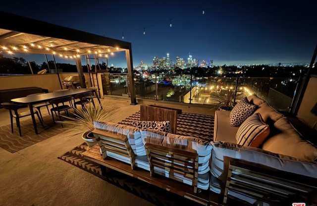 1403 W Galvez Dr photos photos