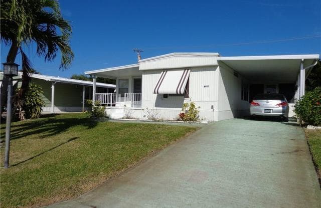 8051 SE Homestead Avenue - 8051 SE Homestead Ave, Hobe Sound, FL 33455