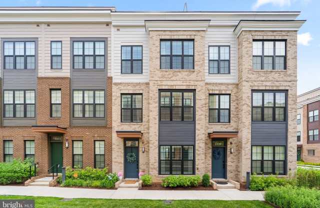 7361 BLADE Drive Gallery 1