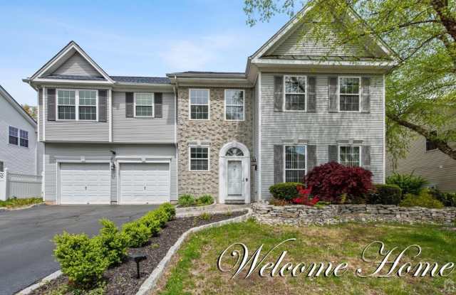 12 Mountain Laurel Road - 12 Mountain Laurel Road, Morganville, NJ 07751
