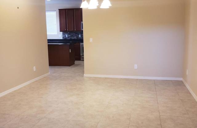 4730 S MCMINN Drive Gallery 4