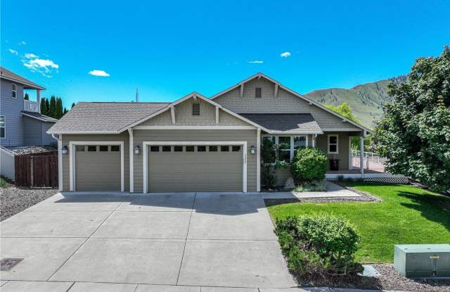 3 Bedroom, 1.75 Bath Home at Suncrest Gallery 1