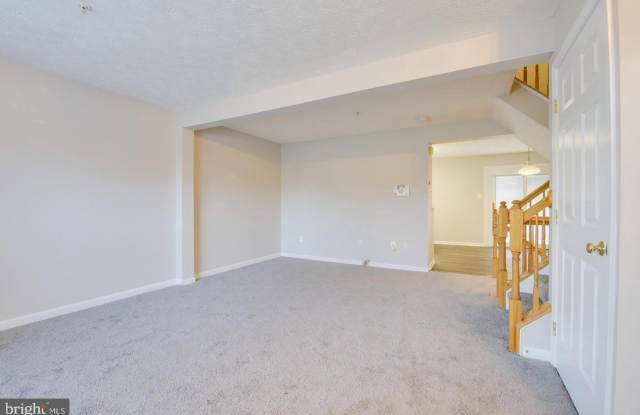 9307 VANGUARD Court Gallery 3