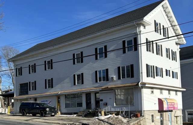 200 Main Street Apt 1 photos photos