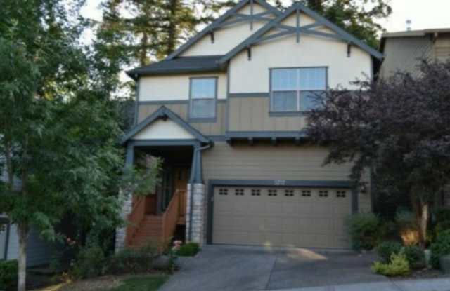 Rock Creek/Bethany Home with 3BR + a Bonus Room! Gallery 1