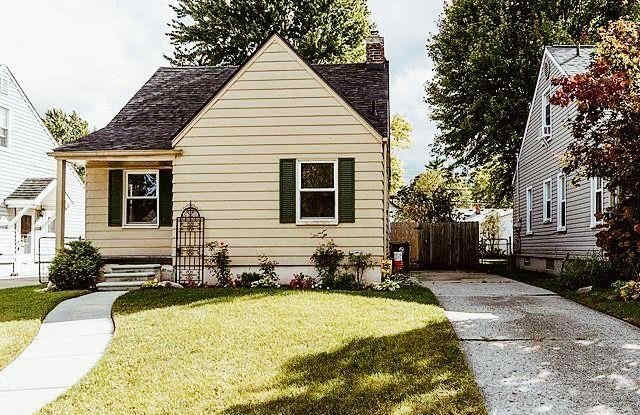306 MARLIN Avenue - 306 Marlin Avenue, Royal Oak, MI 48067