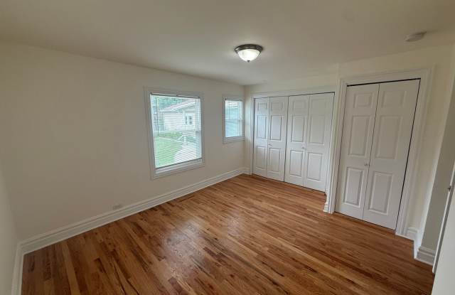 Well Maintained 3Bed/1Bath Single Family Updated! photos photos