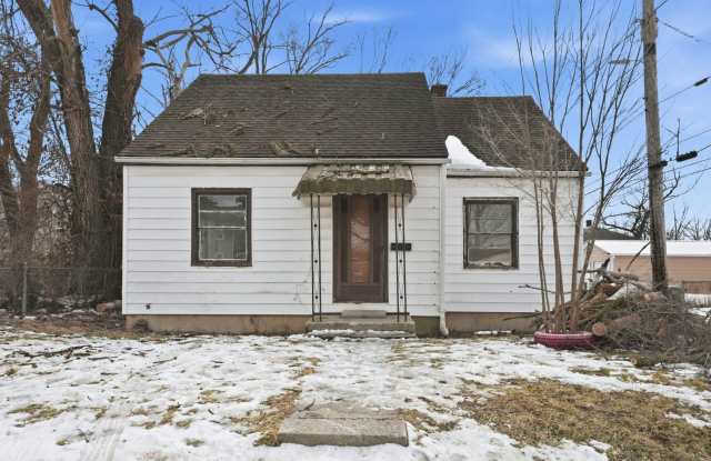 Updated 3 BR with Garage Basement photos photos Updated 3 BR with Garage Basement photos photos