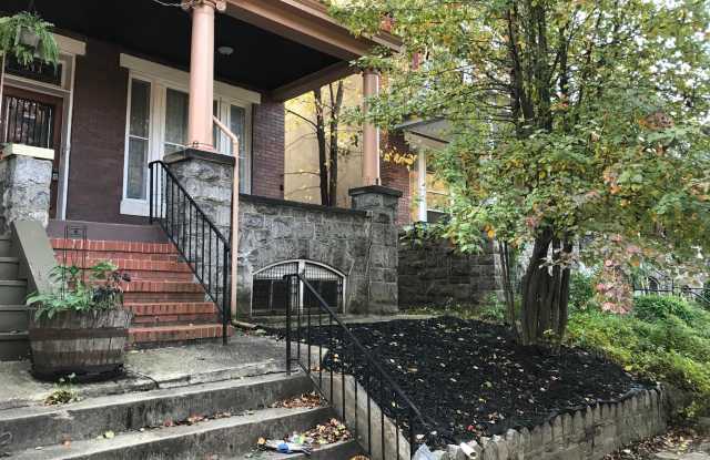 313 E 33RD STREET - 313 East 33rd Street, Baltimore, MD 21218