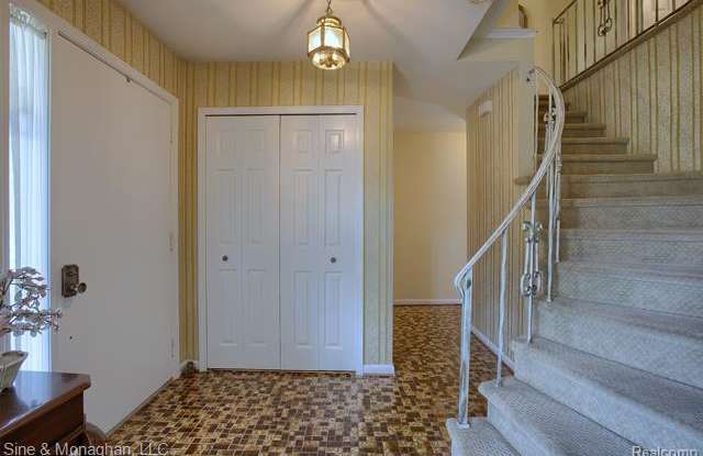 35 VERNIER Road Gallery 2