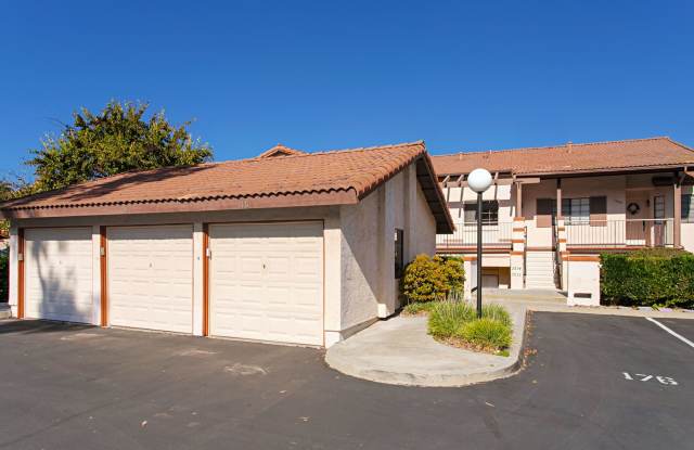 Beautiful 2 bed 2 bath in Carlsbad! photos photos