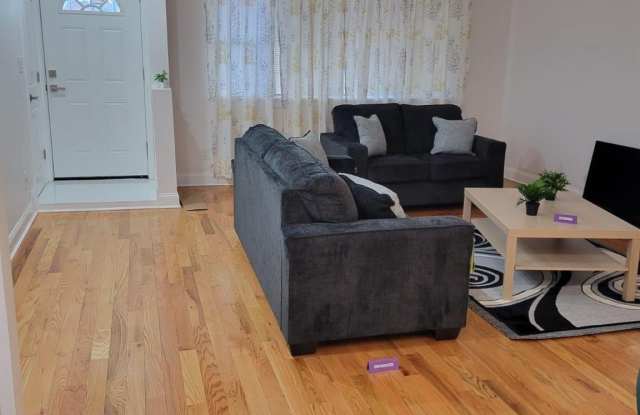 5619 Avenue J Gallery 2