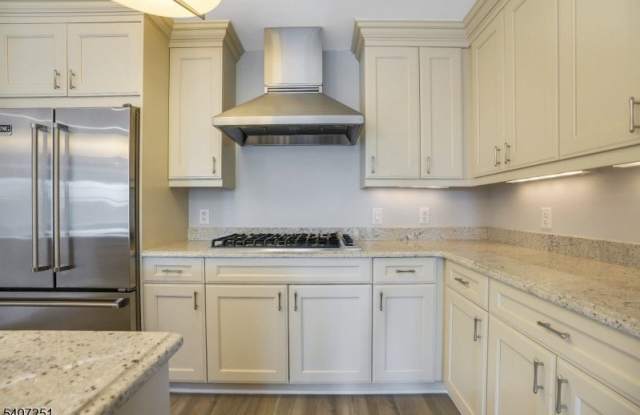 40 W Park Place Unit 412 photos photos